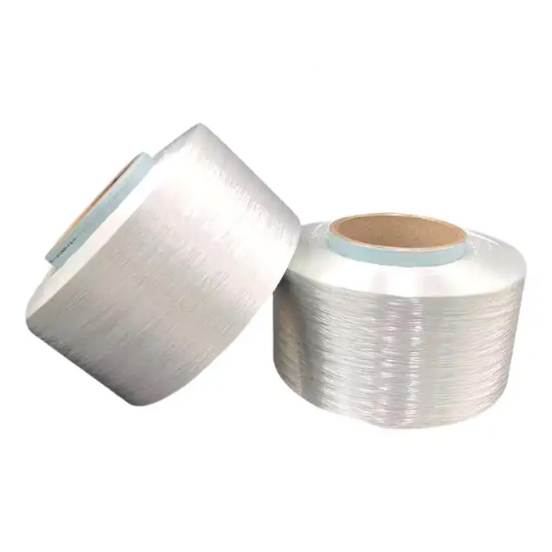 Ako sa tavná polyesterová priadza používa v priemyselnej textilnej výrobe?